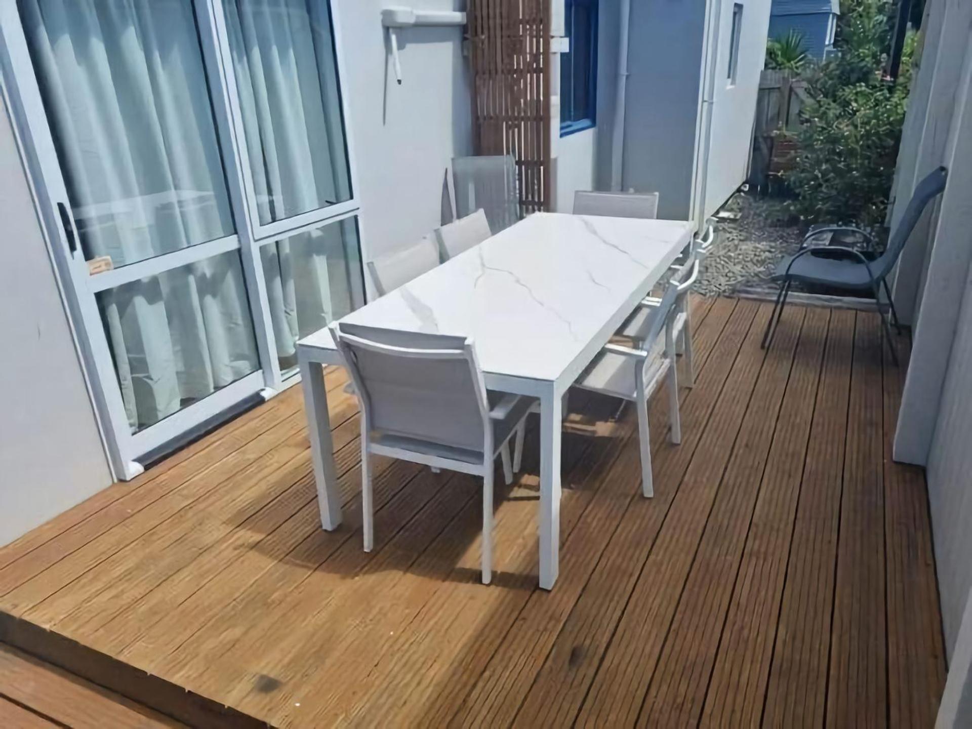 Sunny Ark Apartment 新普利茅斯 外观 照片